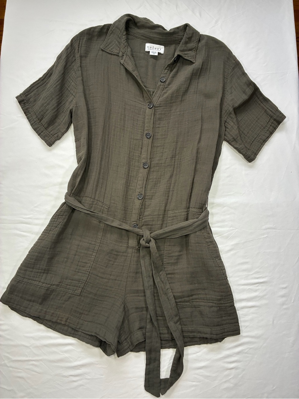 Velvet by Graham & Spencer Dane Cotton Gauze Olive Short-Sleeve Belted Romper
